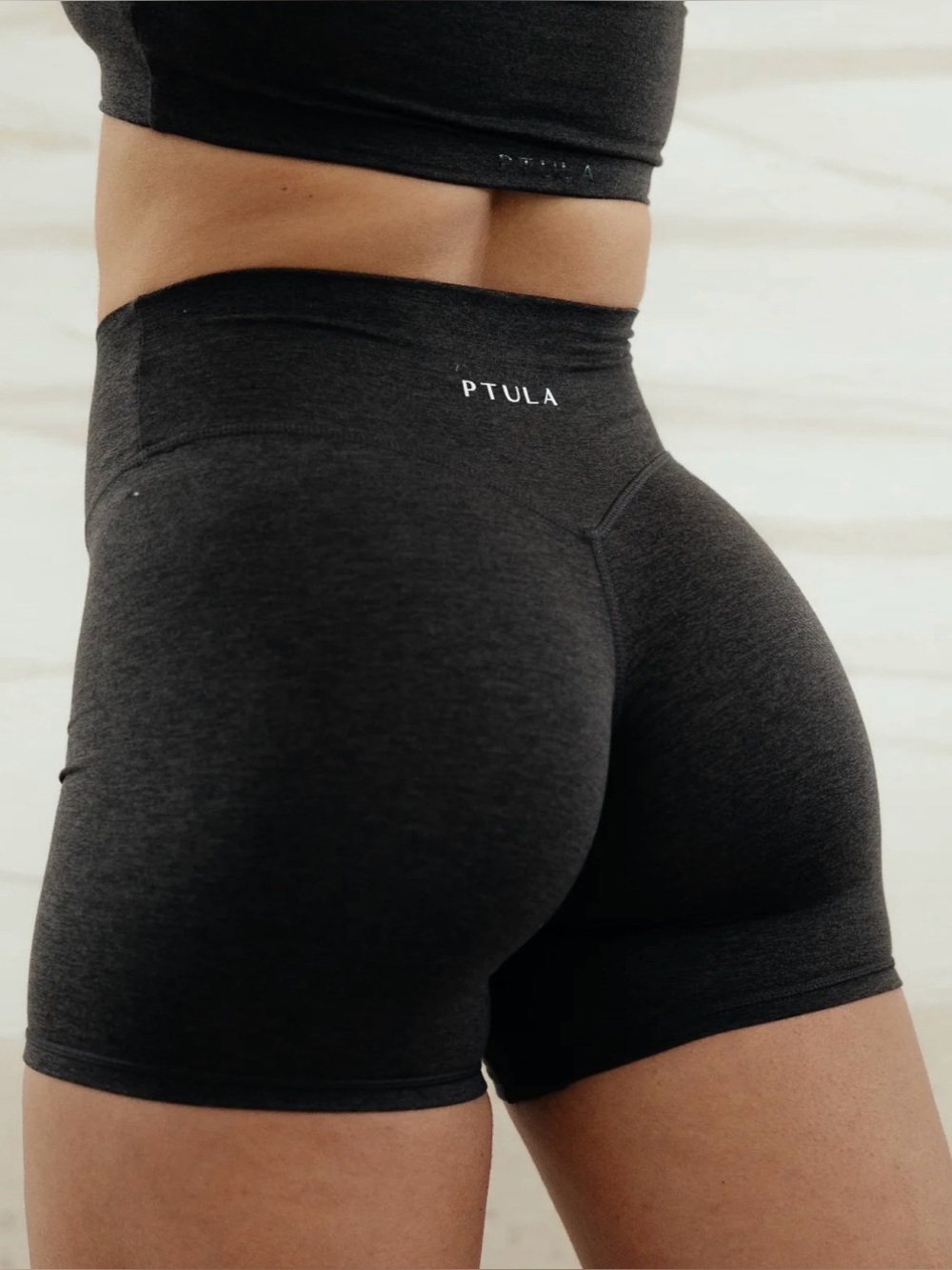 P'tula BAREFLEX Short : 6"